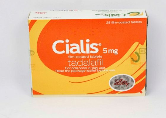 en la foto: paquetes de cialis 5 mg